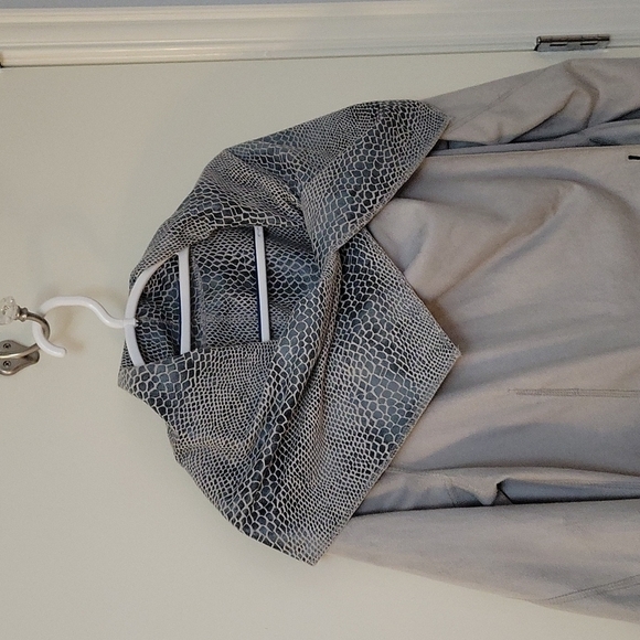 RACHEL ZOE Vegan Interchangeable Suede Crocodile Print Draped Wrap Jacket - Picture 8 of 11